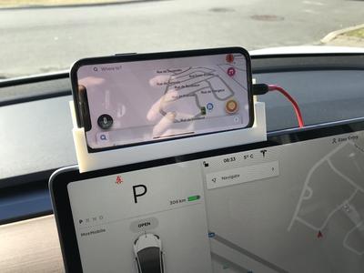 iPhone Holder for Tesla Model 3