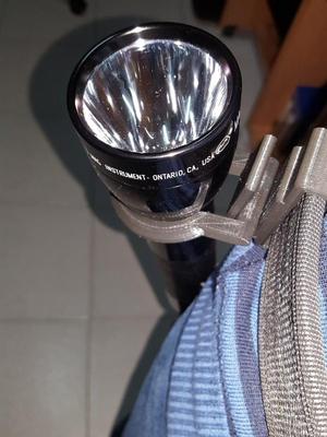 Soporte Mag-lite cinturón / Belt holder for Maglite