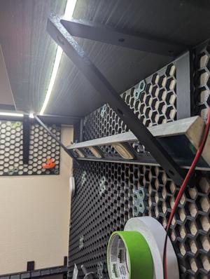 HSW - LARGE shelf bracket with LED strip slot