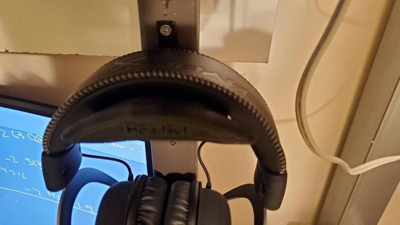 Headset Holder