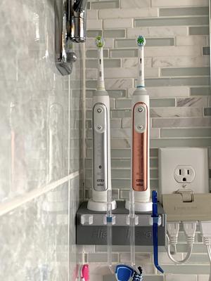 Oral-B Toothbrush Charging Station with Integrated Waterpik Tip Organizer