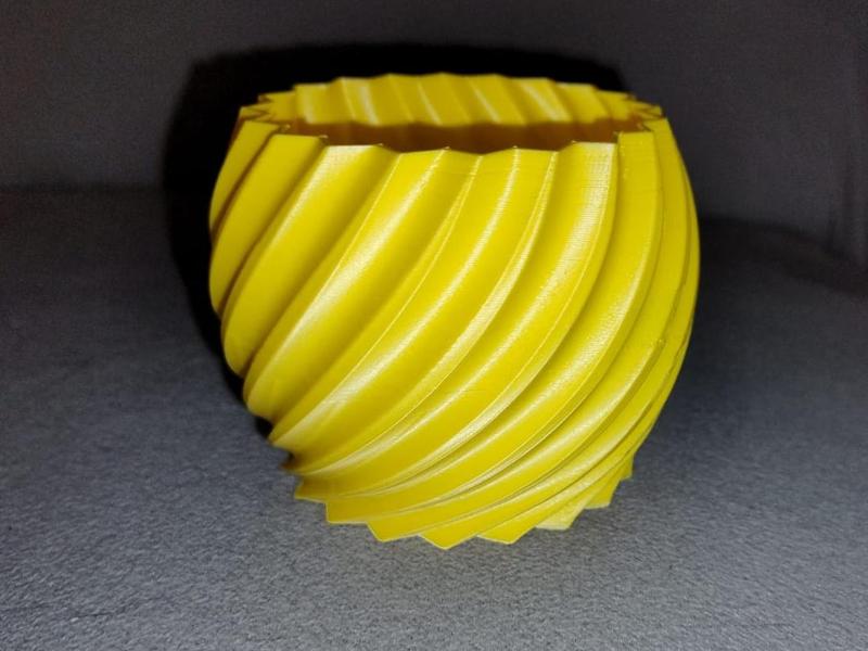 Spiral planter - vase