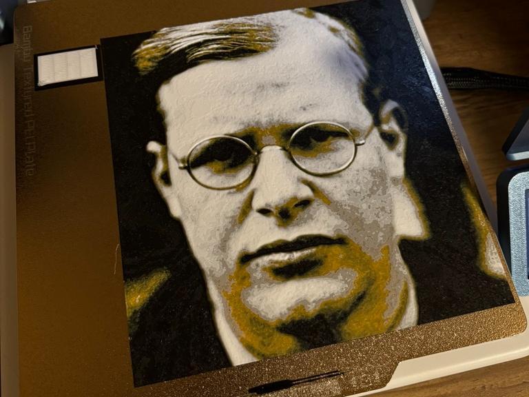 Dietrich Bonhoeffer Hueforge