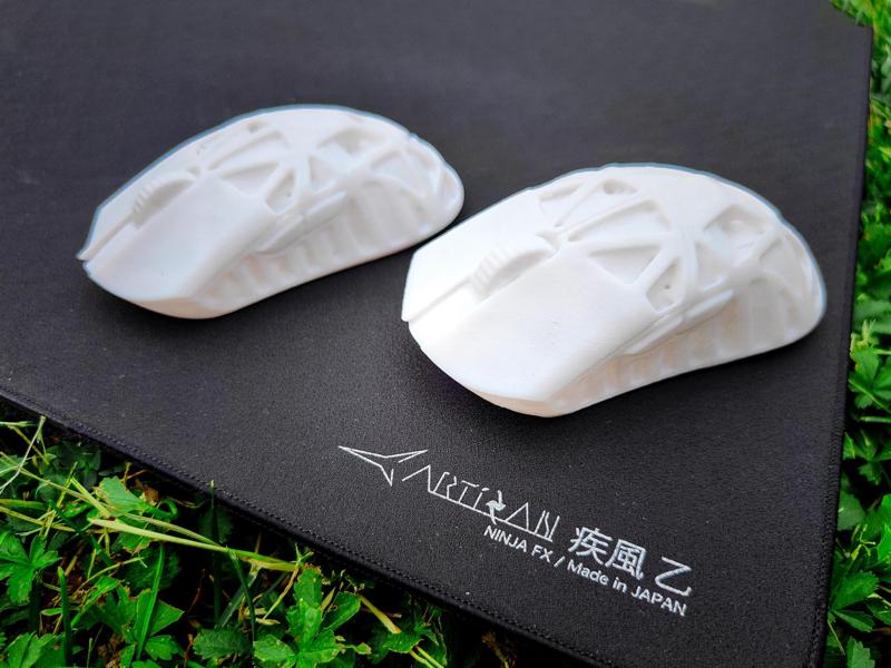 WLmouse BEAST X and BEAST X Mini (39 and 34 grams)