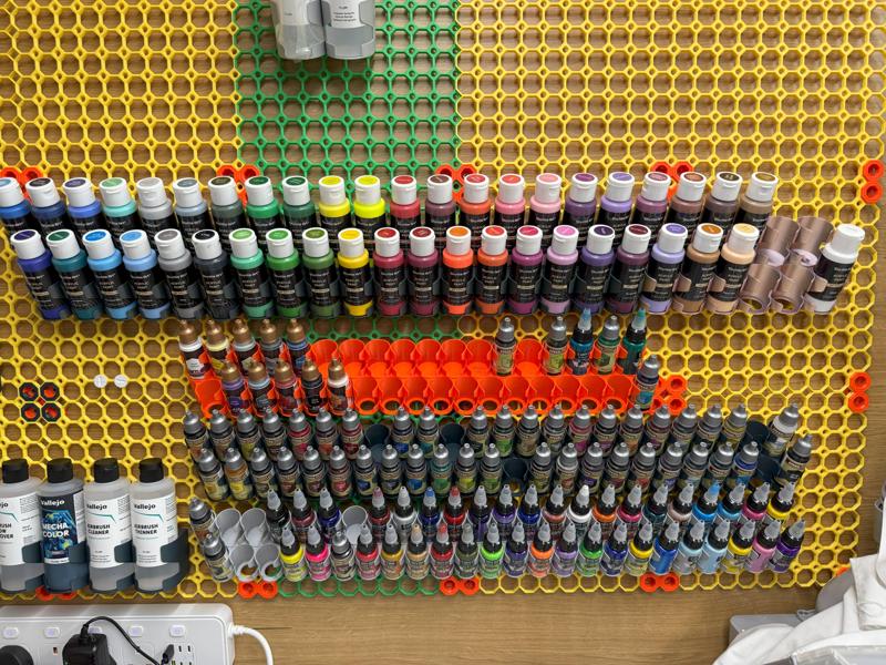 Multiboard LARGE 35 dia Paint Bottle Holder