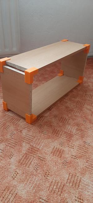 Shelf (Regál)