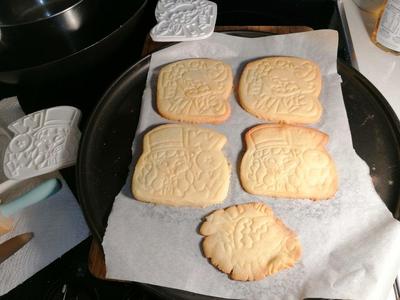 A Hat in Time sticker cookie cutters