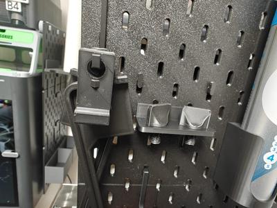 Skadis Holder for Effect Sheets Fixture Tool