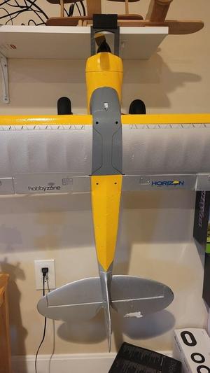 Hobbyzone Carbon Cub S+ Hanger for shelf