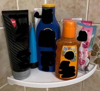 Bathroom corner shelf
