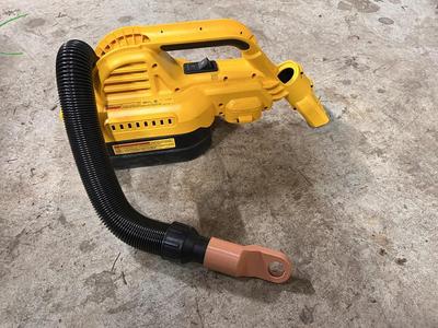 Dewalt Vacuum Drill bit vacuum attachment