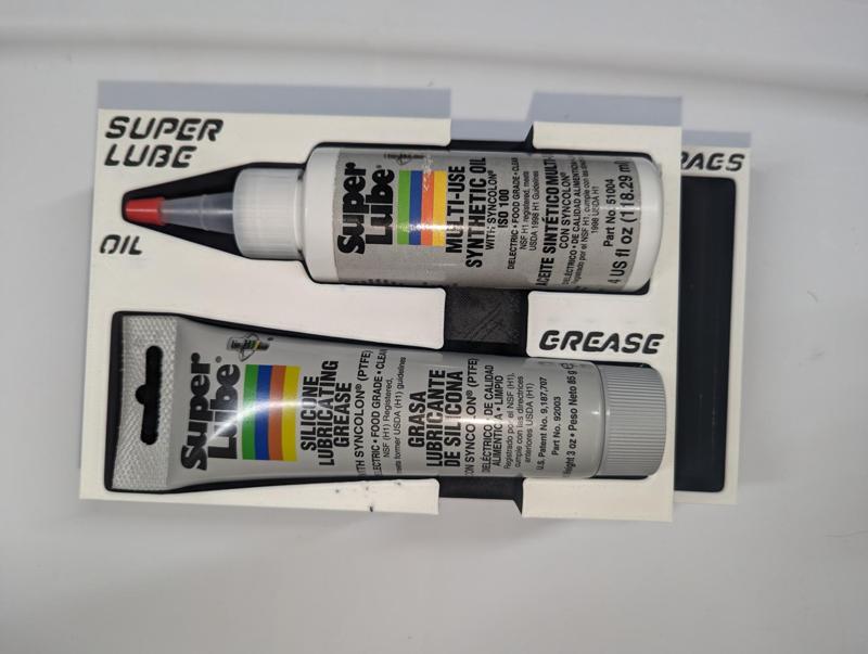 [Babo] Insert (60): Super Lube Oil Grease & Rags