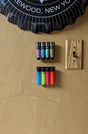 Clipper Lighter Wall Display