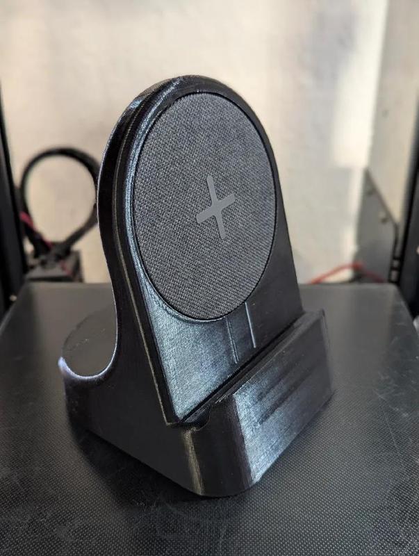 Ikea Livboj/Nordmärke stand - Pixel 9   