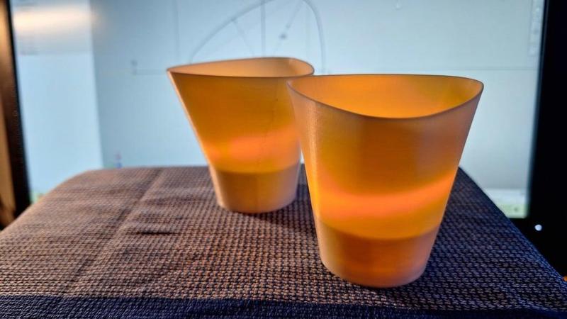 Teelicht-Halter, Kelch, trochoidal / Tea light holder, chalice, trochoidal