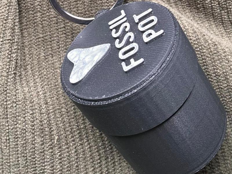 Handy Carry Storage Pot