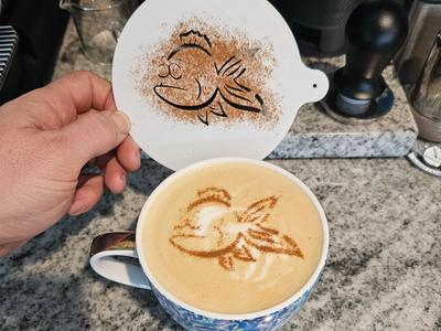 Perfect Goofy Goldfish Fish Latte Art Stencil