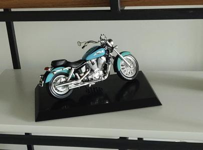 Miniatures Stand Sound