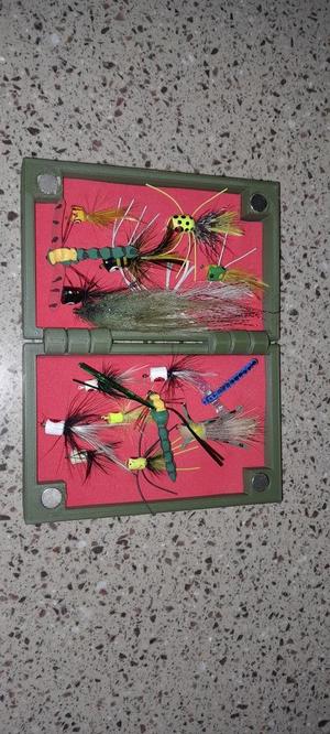 Base fly box
