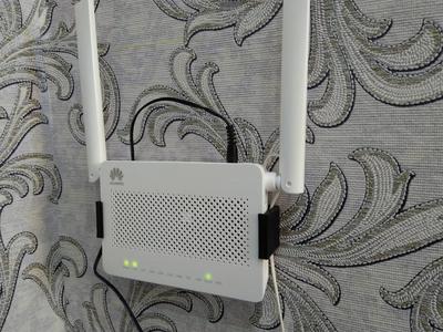 Huawei EchoLife HG8145V5 wallmount