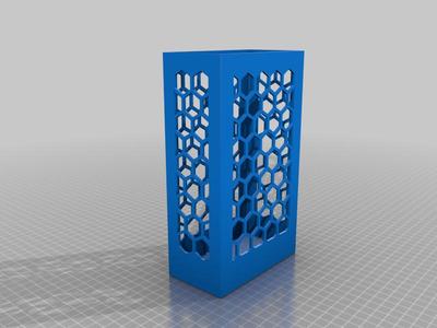 Ice pack cage for fan