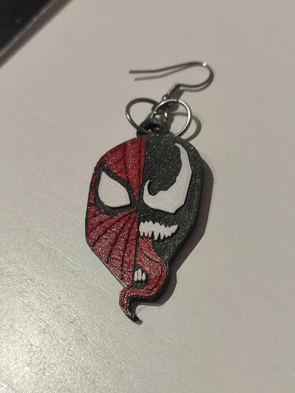 Spiderman + Venom keychain/earrings
