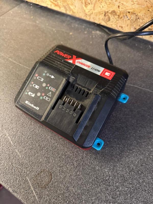 Einhell Power X Charger wall mount