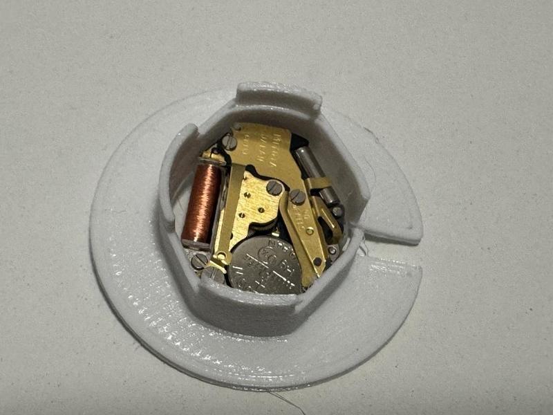 Miyota 2035 quartz movement holder for Seiko NH34 NH35 NH36 NH38 case