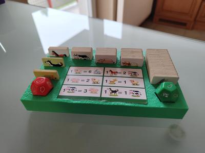 Super Farmer game insert