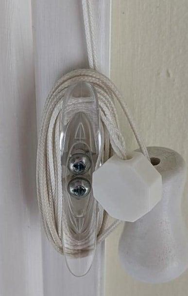 Pull string curtain part