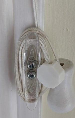 Pull string curtain part