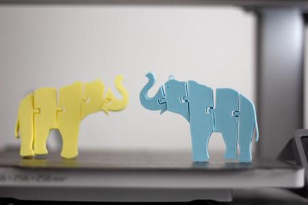 Flexi Elephant Keychain Articulated