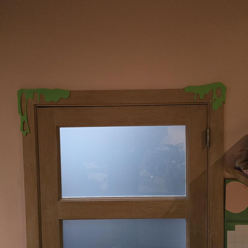 Slime door decoration