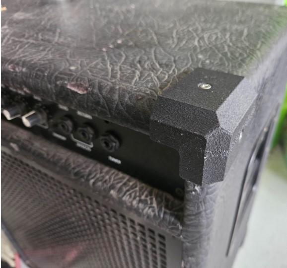 Protection corner - guitar amp, reprobox