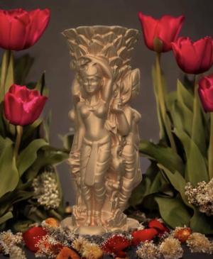 statue and pen holder