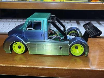 modded mini-z truck body separated cab