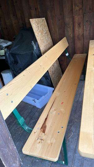 Bierbank Lehnen Halter