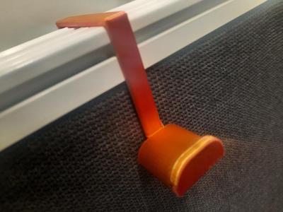 Headphone Hook for Office