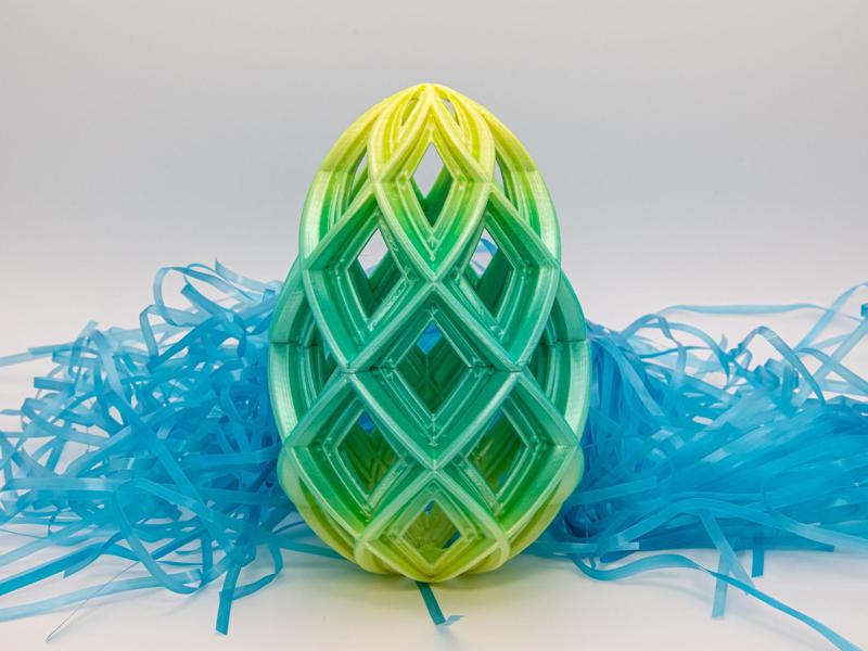 Wide Lattice Easter Egg