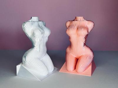 Beauty women stripe statute home decoration