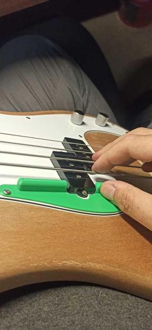pbass thumb rest