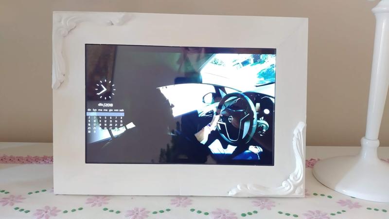 Tablet Photo Frame