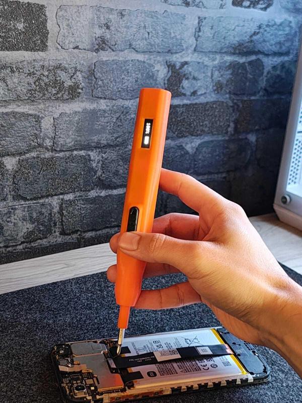 electric screwdriver