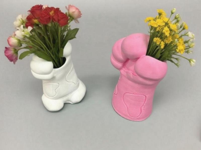 Cat Paw Vase