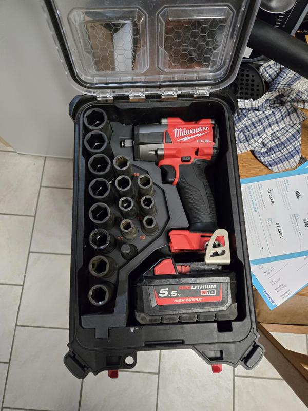 Milwaukee packOut insert for impact wrench M18 FMTIW2P12 with 1/2" Packout impact socket set - 16 pc