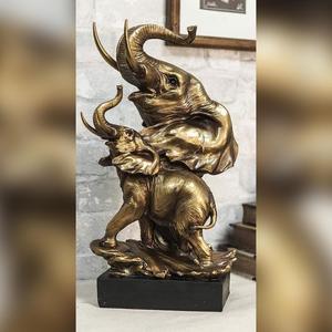 Two Elephants Decor