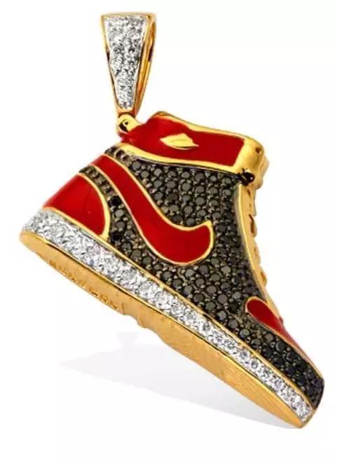 nike shoe pendant
