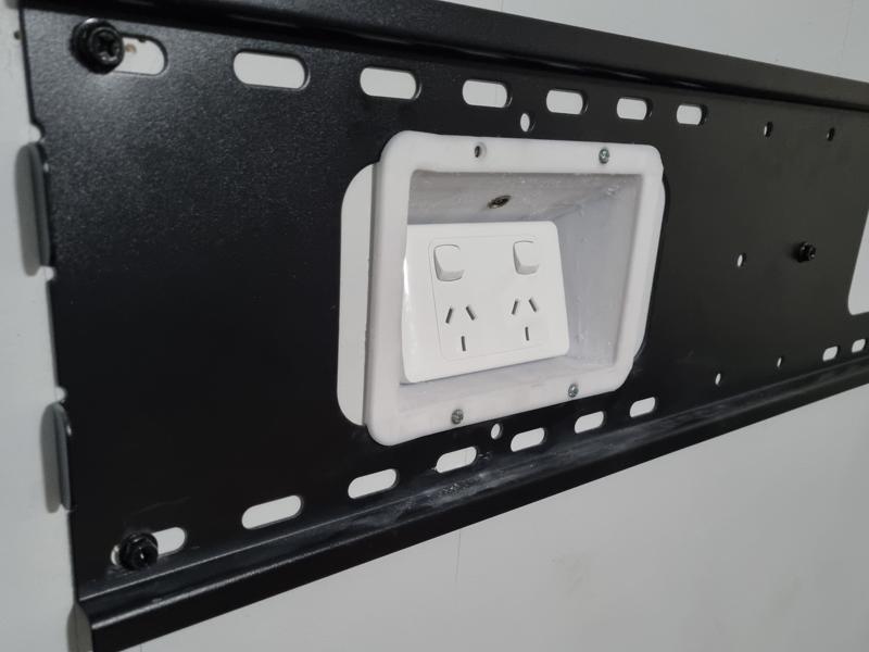 Recessed Wall Plate Bracket Mount for standard wall plates - Parametric