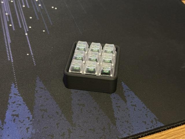3x3 Macropad for Cherry MX switches with USB-C