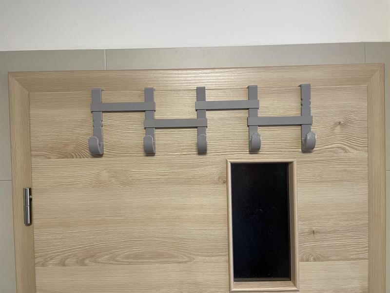 Over door hooks with connectors